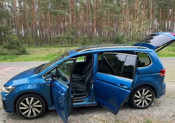 Volkswagen Touran cena 99000 przebieg: 105000, rok produkcji 2018 z Nowa Sól małe 121